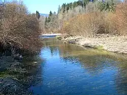 Le Chéran, à Lescheraines, un lieu de pêche.
