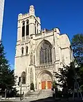 Église St-Andrew and St-Paul (1932) de style néogothique