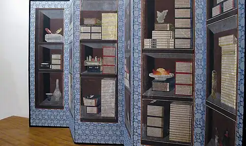 Paravent à motif de bibliothèque, Chaekgori. Paravent à six panneaux, destiné à une chambre d'enfant ou à un bureau. Début XVIIIe&nbsp;siècle. H. 1,72 m; L. 3,12 m. Musée Guimet