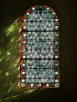 Un des vitraux.