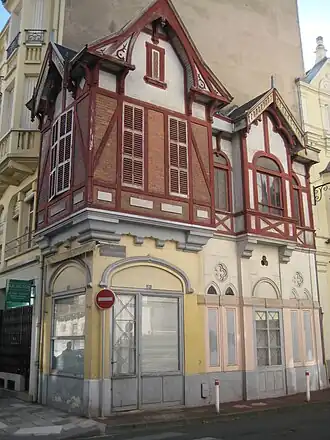 Chalet du gardien.