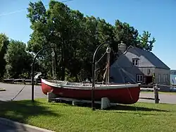 La chalouperie Godbout de 1837 au parc maritime de Saint-Laurent.