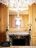 Dorure des boiseries d'un appartement du XIXe&nbsp;siècle Paris