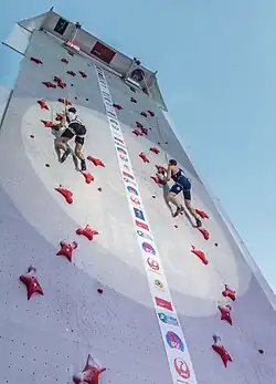 Épreuve masculine d'escalade de vitesse aux Championnats du monde d'escalade de 2018.