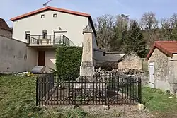 Monument aux morts.