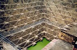 Le bâoli Chand à Abhaneri, Rajasthan.