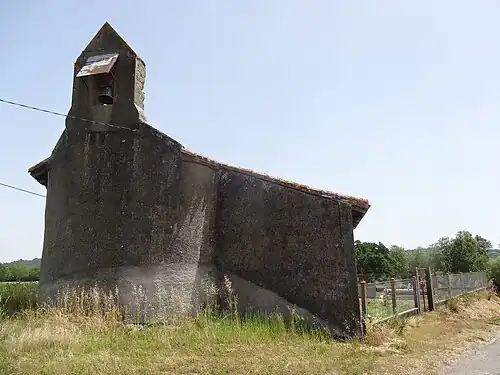 Le clocher-mur.