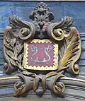 Armes de la famille Giraud sur l'arc séparant chapelle et nef.