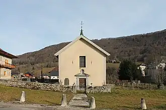 Façade et entrée.