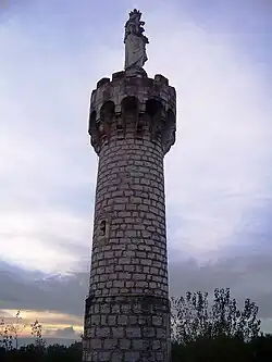 La tour.