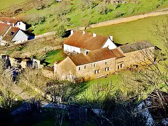 La maison forte.
