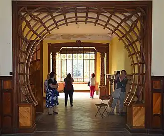 Vue des différentes pièces depuis le salon.
