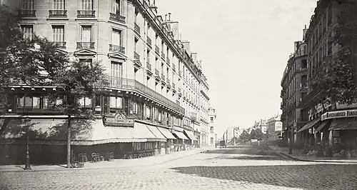 La rue des Écoles vue du boulevard Saint-Michel vers 1877 (photographie de Charles Marville).