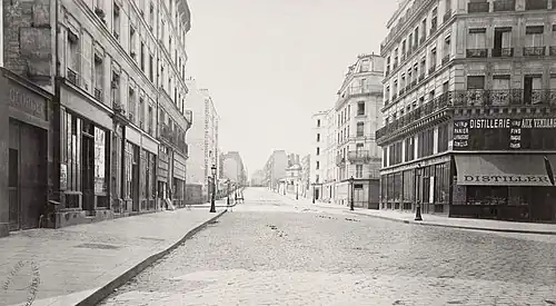 Partie sud de la rue des Feuillantines (actuelle rue Claude-Bernard), vue depuis l'avenue des Gobelins (vers 1877).