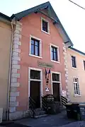 Ecole.