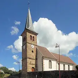 L'église Sainte-Gébétrude de Charmois-devant-Bruyères, côté sud.