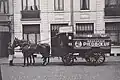 Charrette Piedboeuf transportant des bières