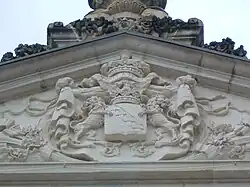 Fronton du château de Divonne (Ain)