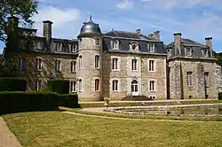 Vue du Chateau de Rosambo depuis l'angle sud-ouest