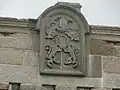 Château de Kergroadès : le blason.