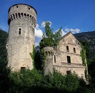 Ruines du château des Alleman (XIVe&nbsp;siècle).