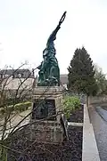 Le monument aux morts.
