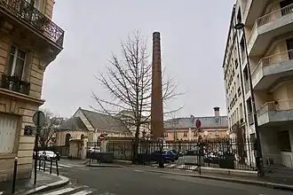 Chapelle et cheminée du lycée Janson-de-Sailly.