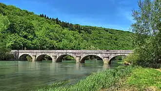 Le pont sur la Loue.