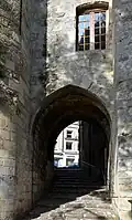 Porte Chenizelles.