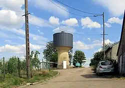 Le château d'eau.
