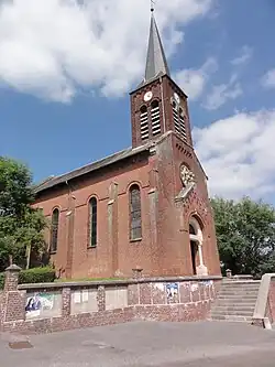 Église Saint-Quentin.