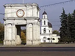 Les trois monuments