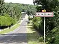 Entrée de Chivres-Val.