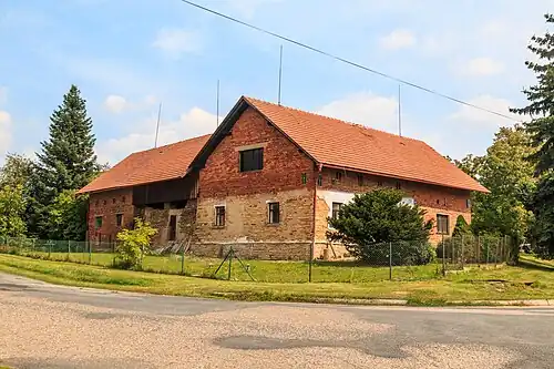Maisons à Chlístov.