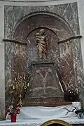 Marie à l'enfant Jésus en albâtre.