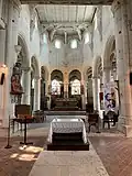 Photographie du chœur de l'église