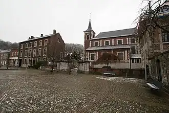 La place et l’église de Marcellin