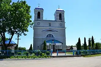 l'église de la Nativité classée,