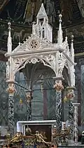 Fig. 17. Ciborium de sainte Cécile in Trastevere.