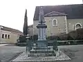 Monument aux morts.