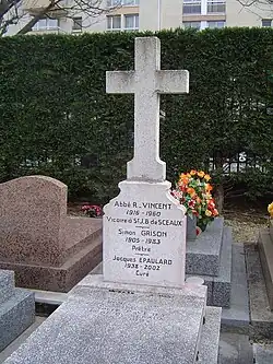 Prêtres de la paroisse.