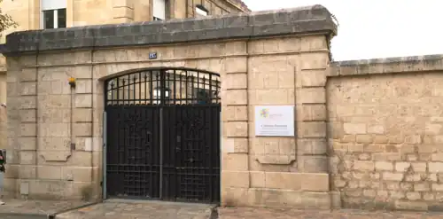 Portail d'entrée.
