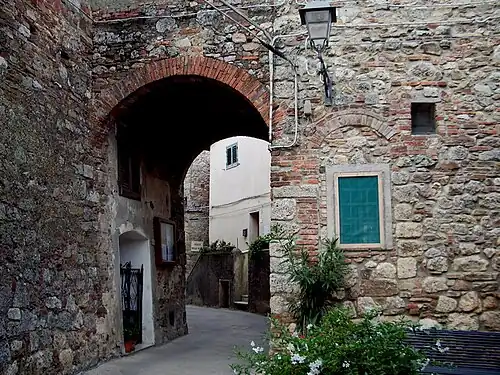 Remparts et porte