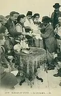 Carte postale représentant une circoncision à Tunis (v. 1910)