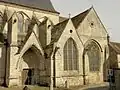 Portail sud, sacristie et croisillon.
