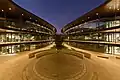 Le James H. Clark Center&nbsp;(en), pour la recherche biomédicale, à l'université Stanford. Octobre 2019.
