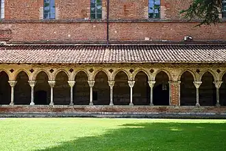 Cloître de l'abbaye Saint-Pierre de Moissac.