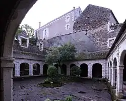 Photographie du cloître du couvent.