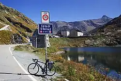 Col et hospice du Grand-Saint-Bernard.