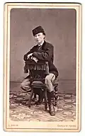Portrait d'un homme avec un bonnet de fourrure.
